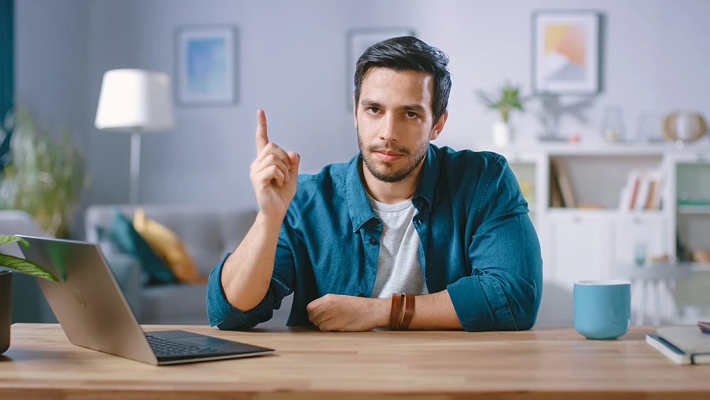 Grammarly vs Reverso: A Detailed Comparison