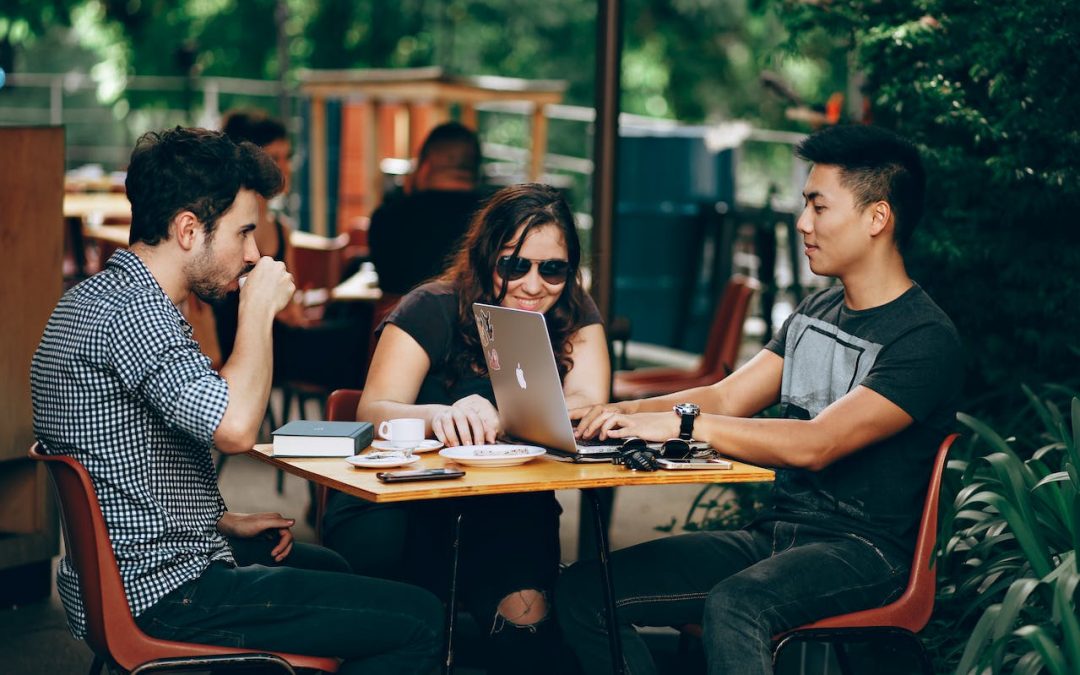 7 Best AI Tools Transforming Business Operations