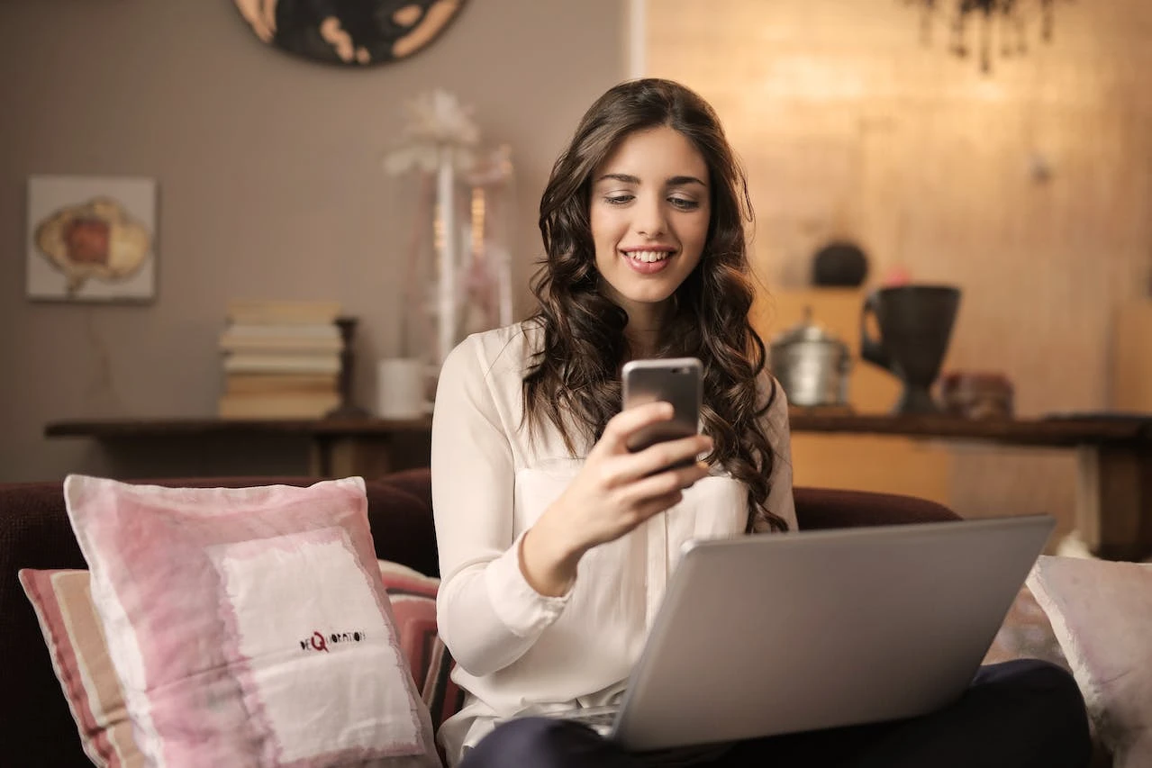 Sites that pays to text chat