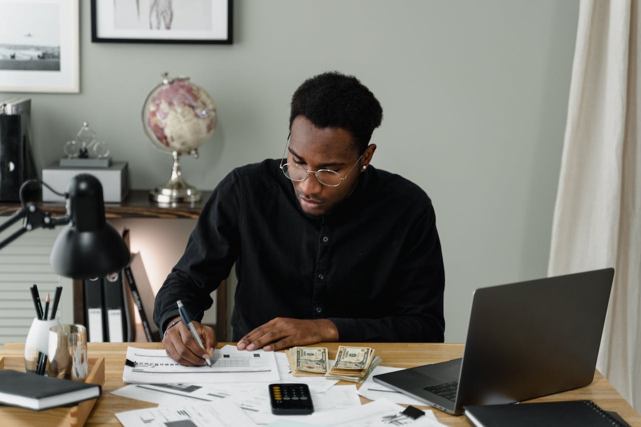 make-6-figures-accountant making 6 figures as accountant